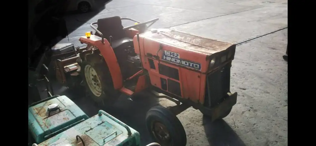 ヒノモト トラクター C142