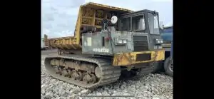 コマツ クローラーキャリア MST-2000