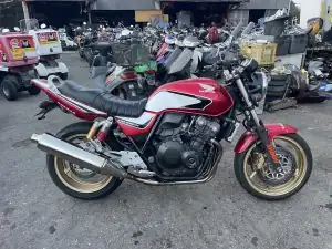 ホンダ CB400（レッド）
